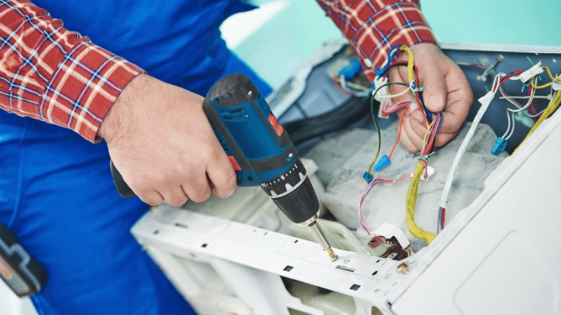 Küçükçekmece Protherm Protherm çamaşır makinesi kart tamiri – Su almama arızası orijinal parça ile giderildi. - Teknik servis örneği